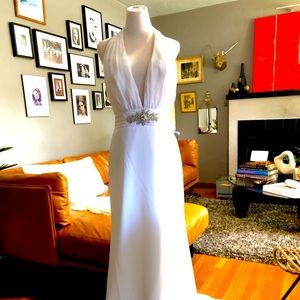 Size 10 / white / wedding dress